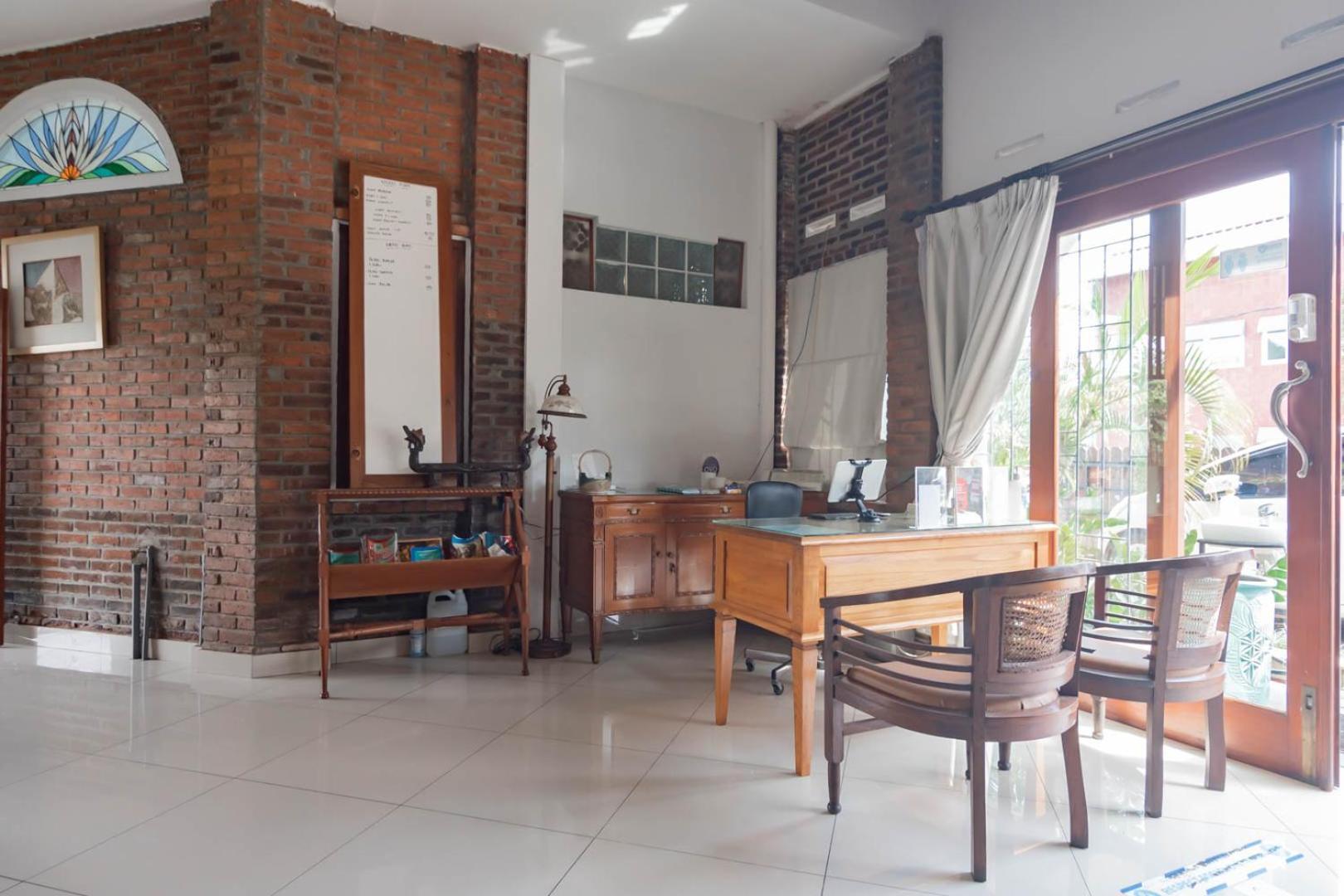 RedDoorz Plus near Dago Pakar Bandung Exterior foto